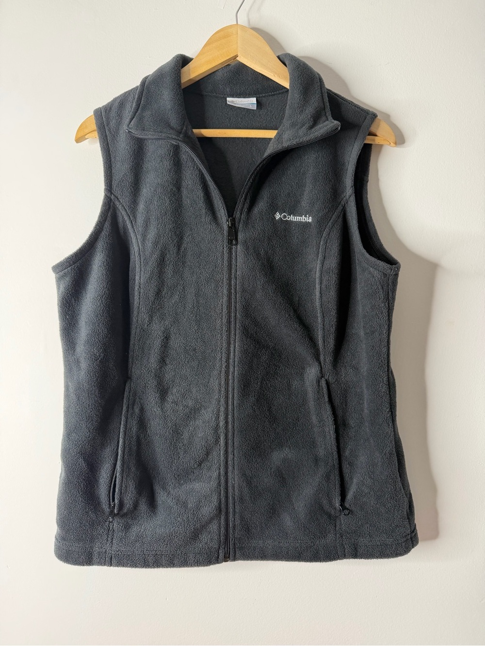 Columbia Women's Dark Gray Fleece Vest - Full Zip